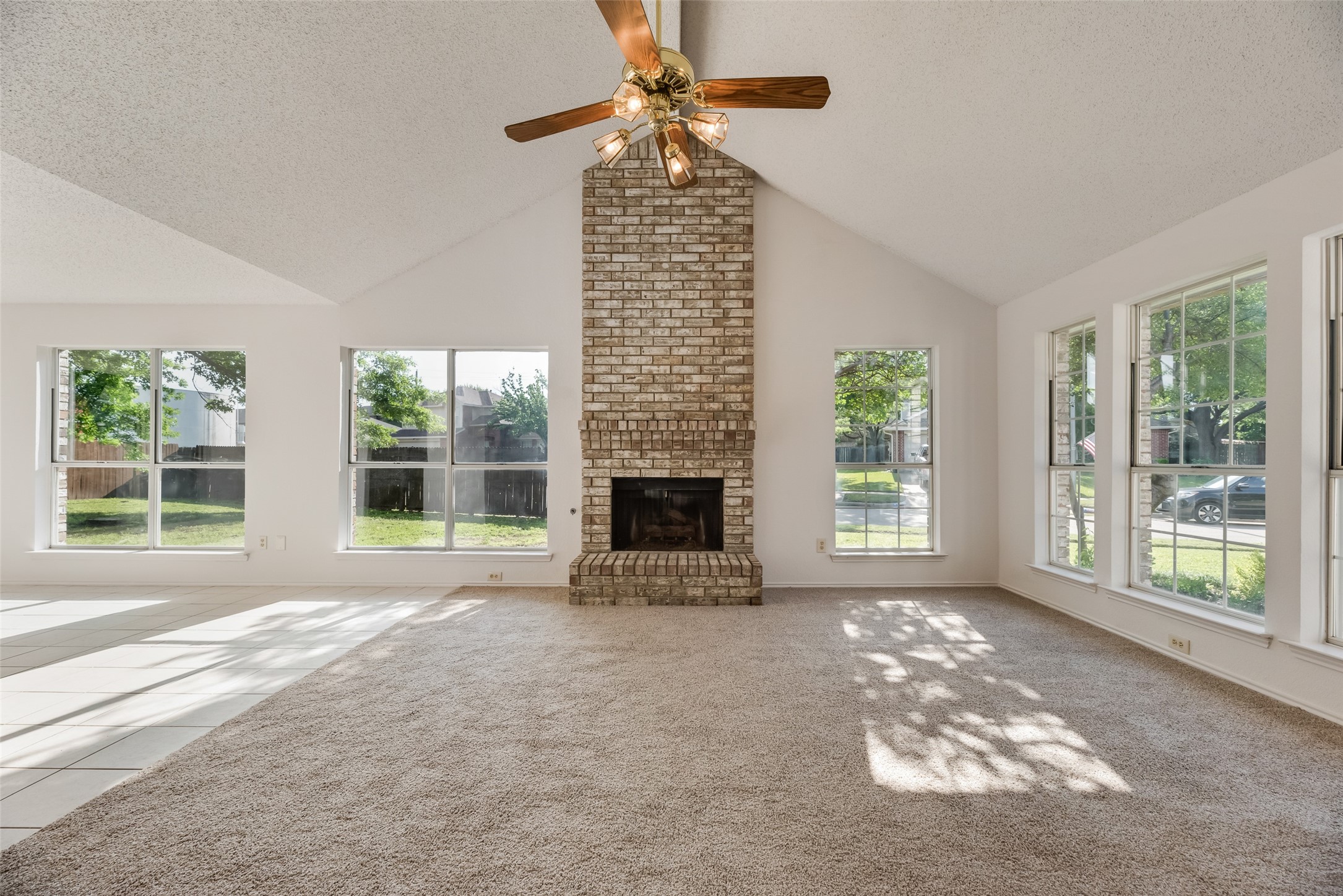 2871 Red Oak Drive Grand Prairie TX 75052