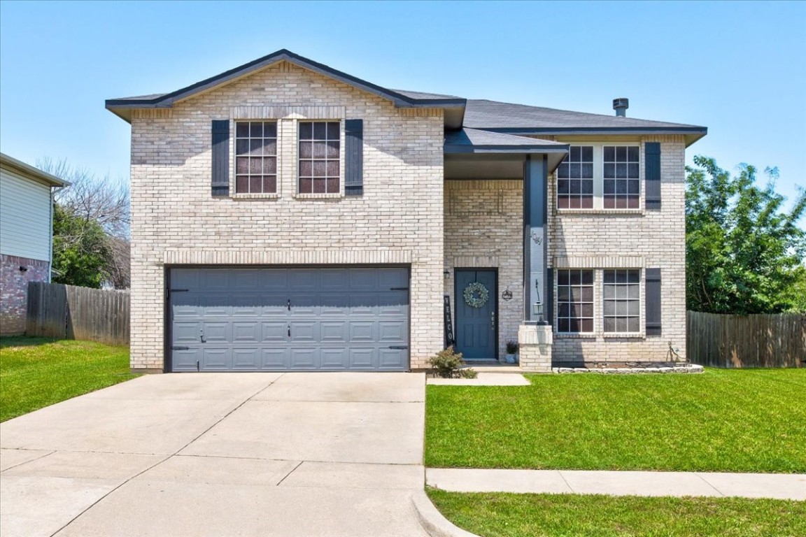 1041 Mazourka Drive Arlington TX 76001