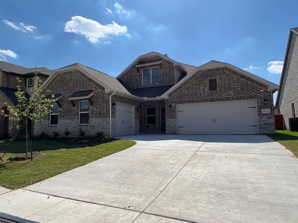 1612 Somerset Lane Weatherford TX 76087