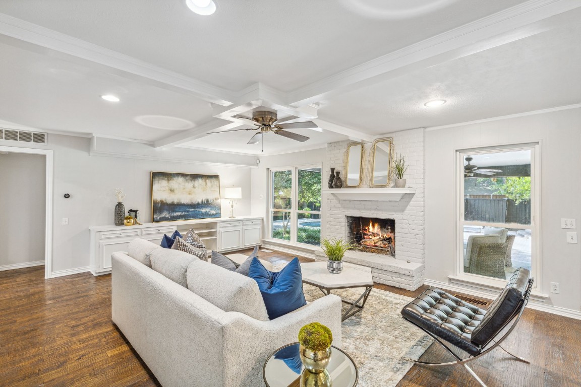 7560 Stonecrest Drive Dallas TX 75254