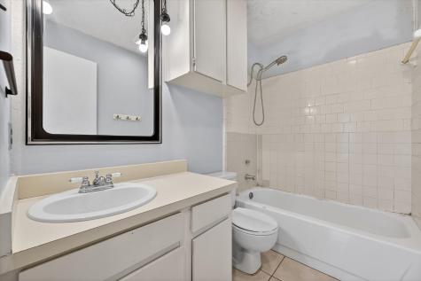 207 Water Lane Crowley TX 76036