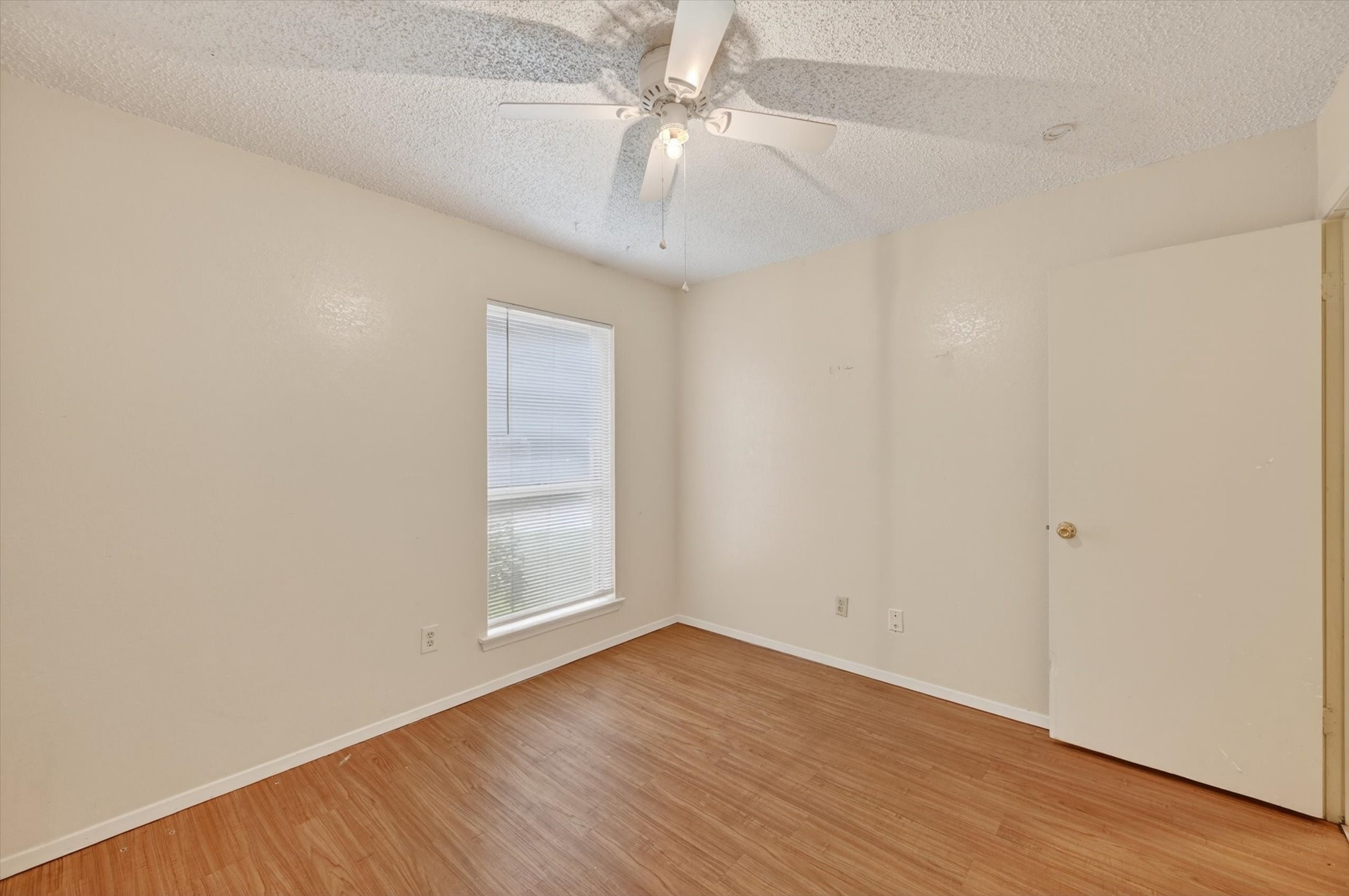 207 Water Lane Crowley TX 76036