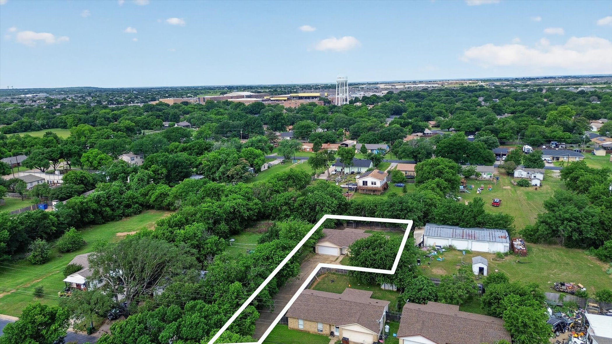 207 Water Lane Crowley TX 76036