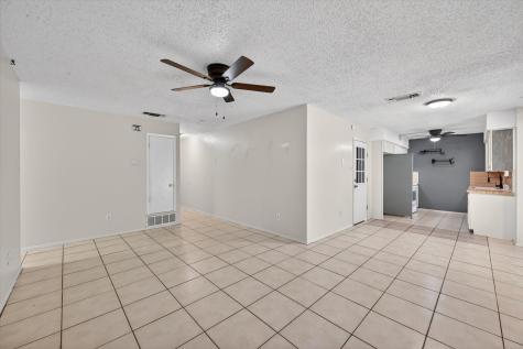 207 Water Lane Crowley TX 76036