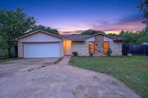 207 Water Lane Crowley TX 76036