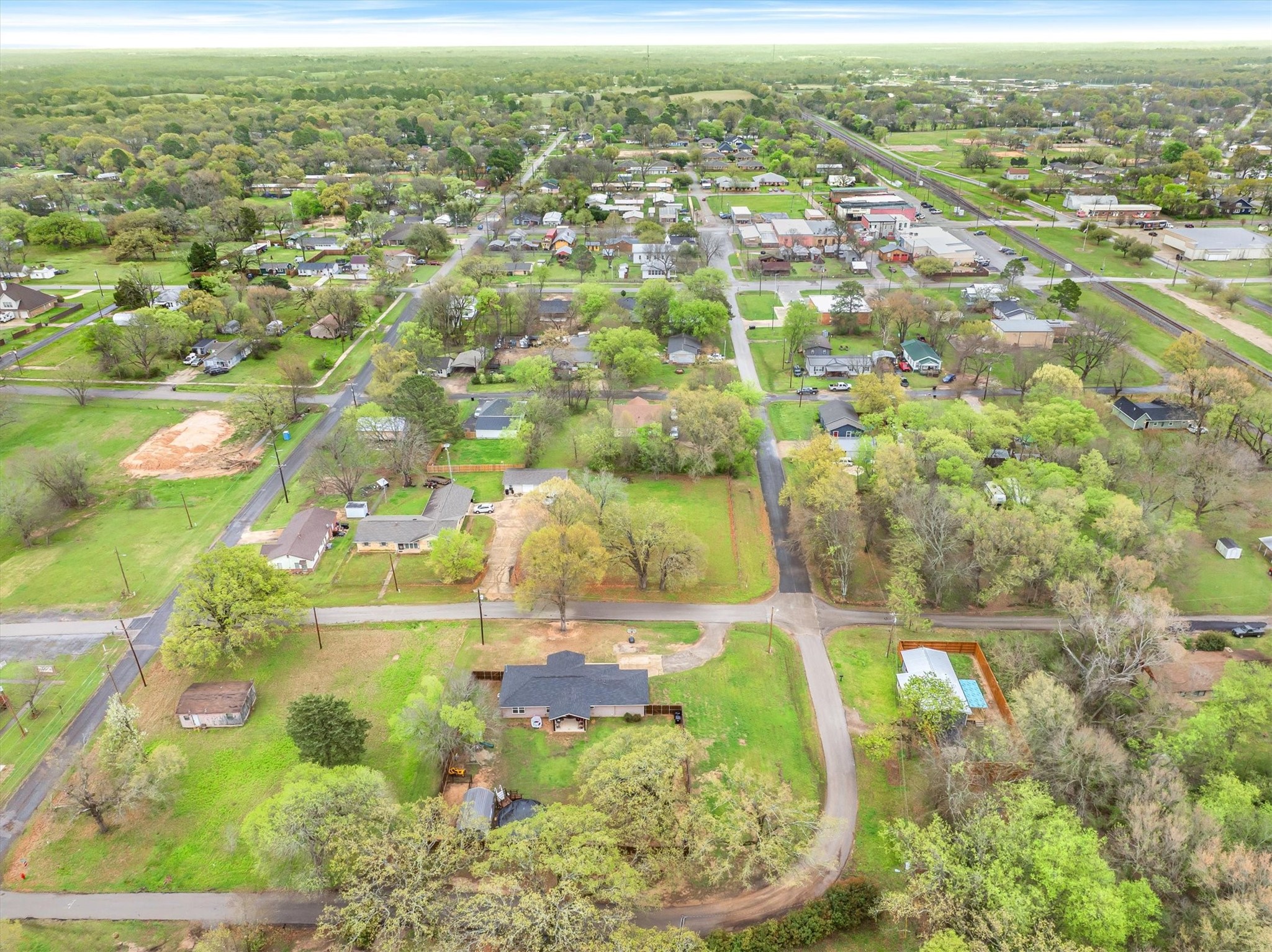 201 N Lamar Street Edgewood TX 75117