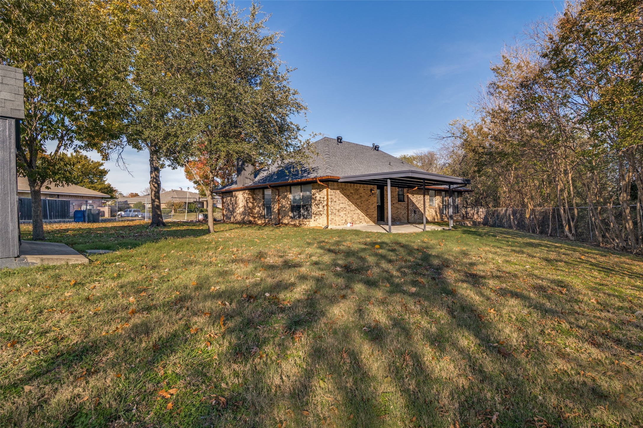1502 Knob Hill Drive Garland TX 75043