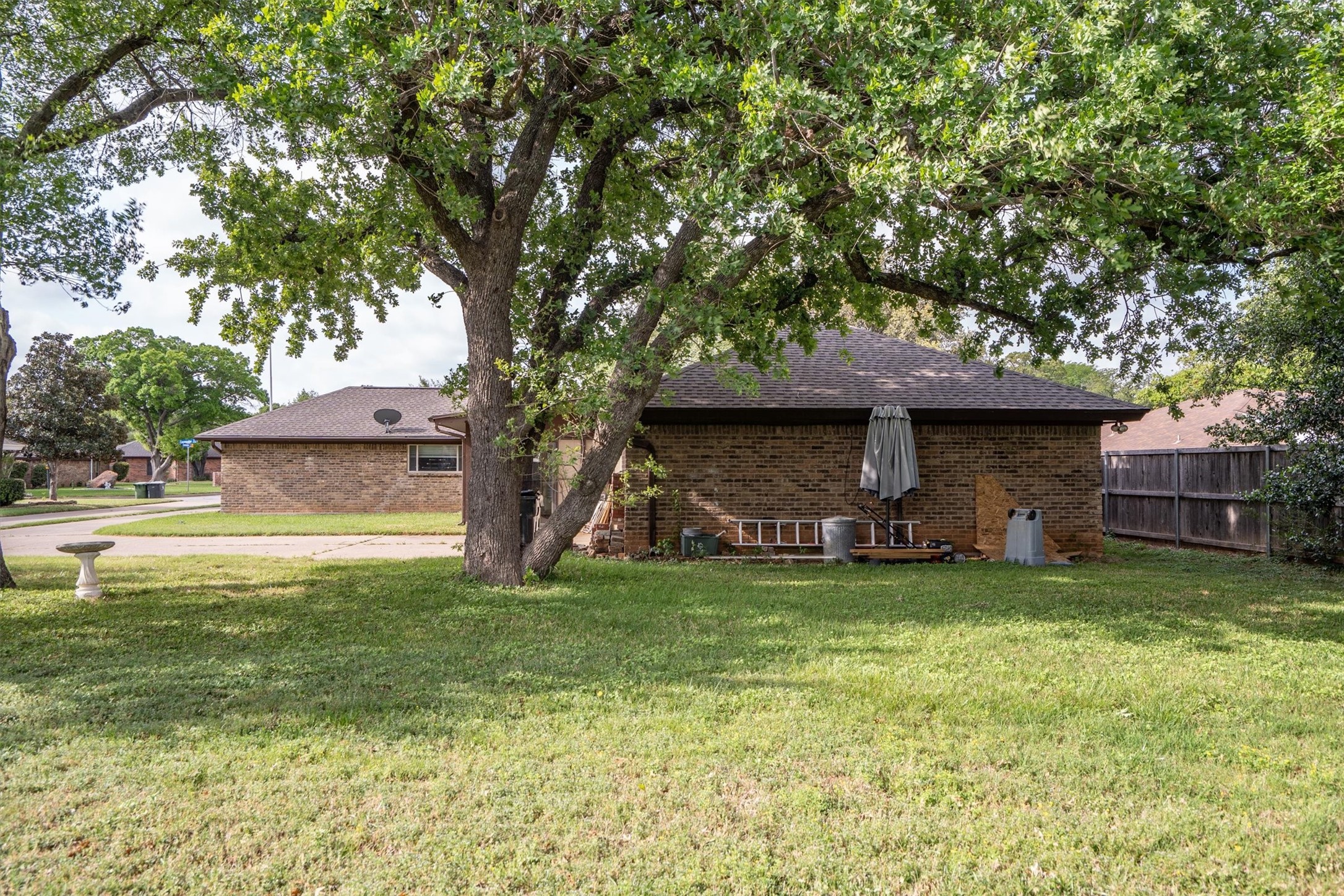 1715 Covemeadow Drive Arlington TX 76012