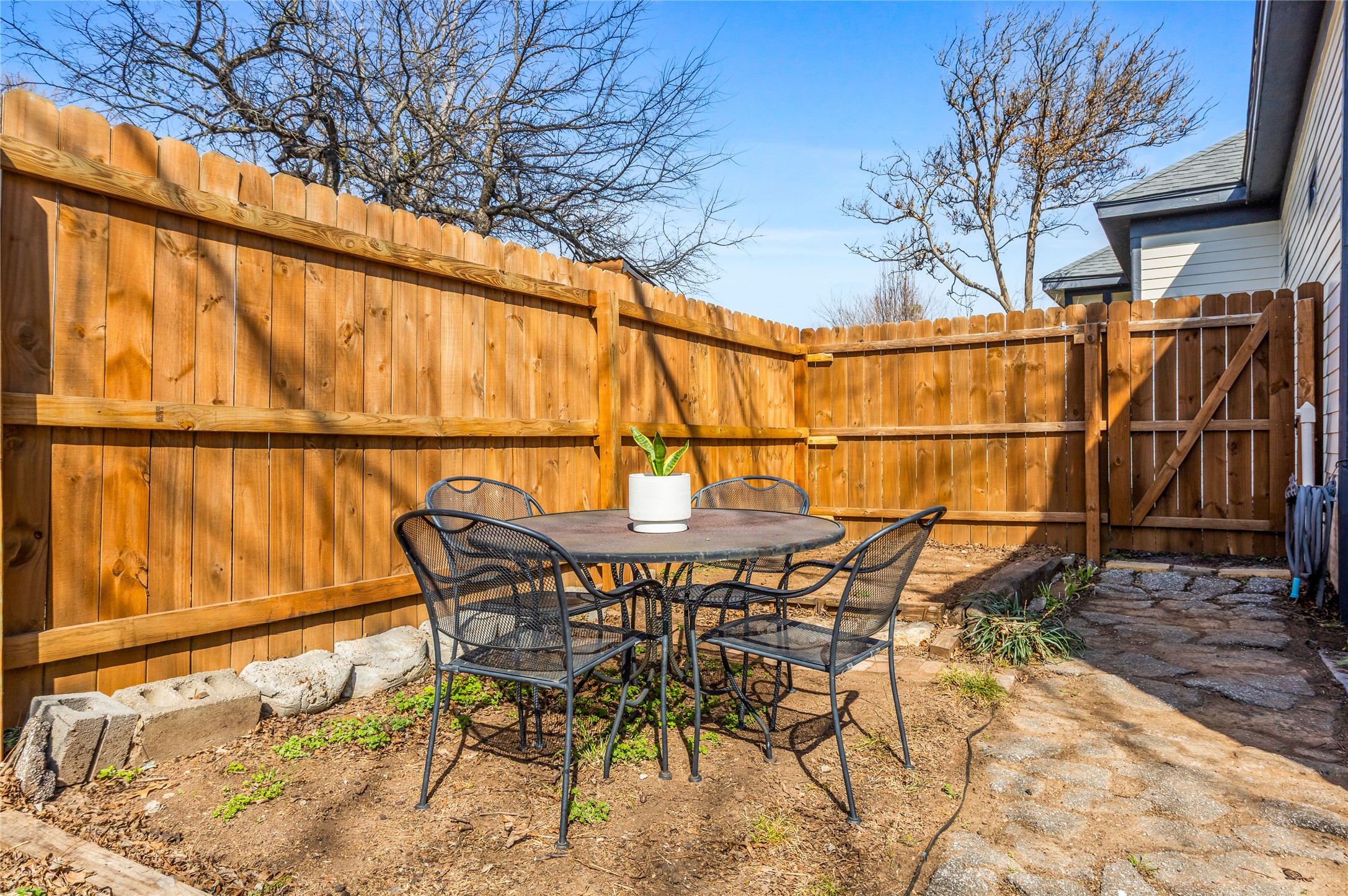 826 W Morton Street Denison TX 75020