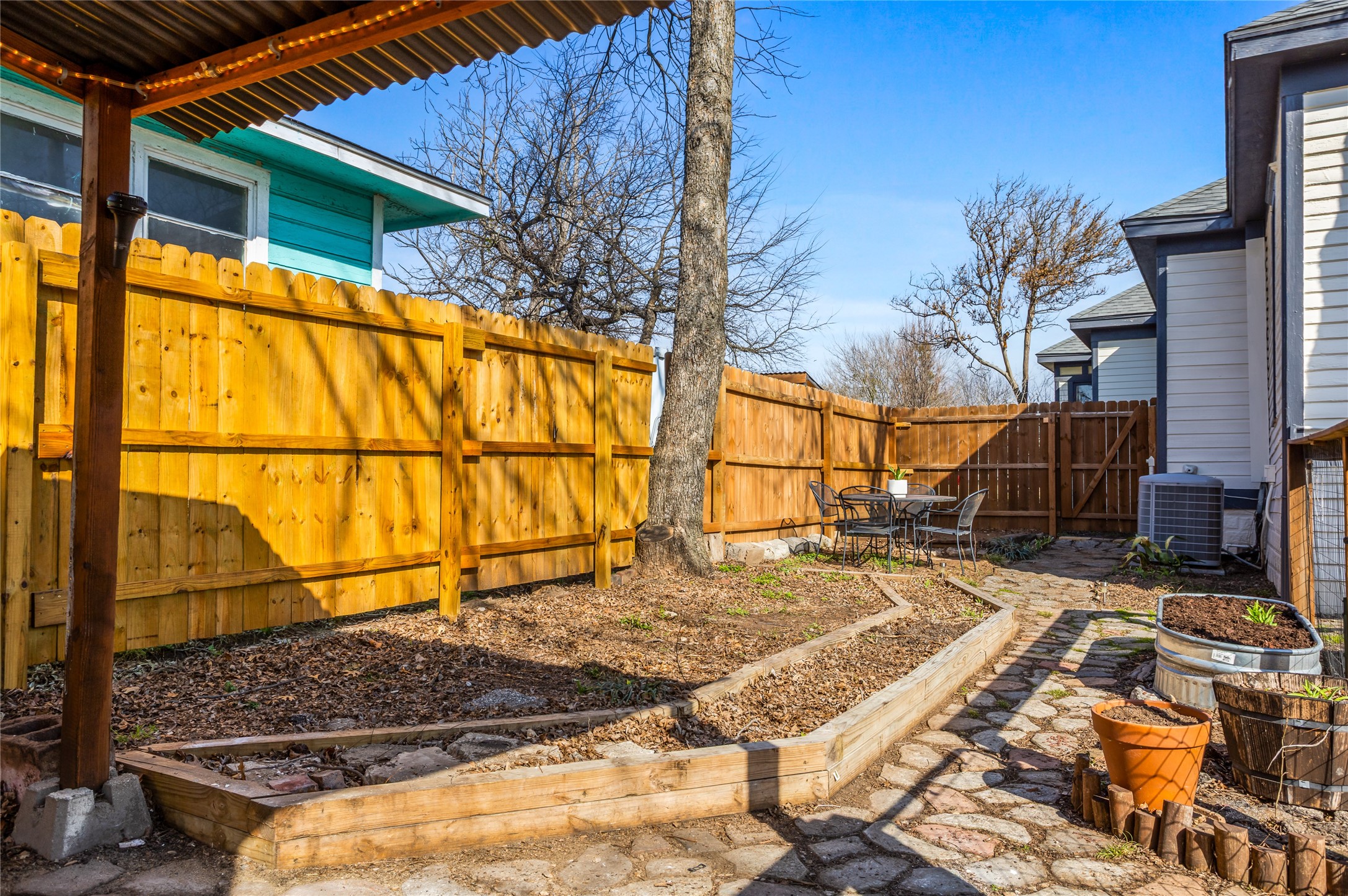 826 W Morton Street Denison TX 75020