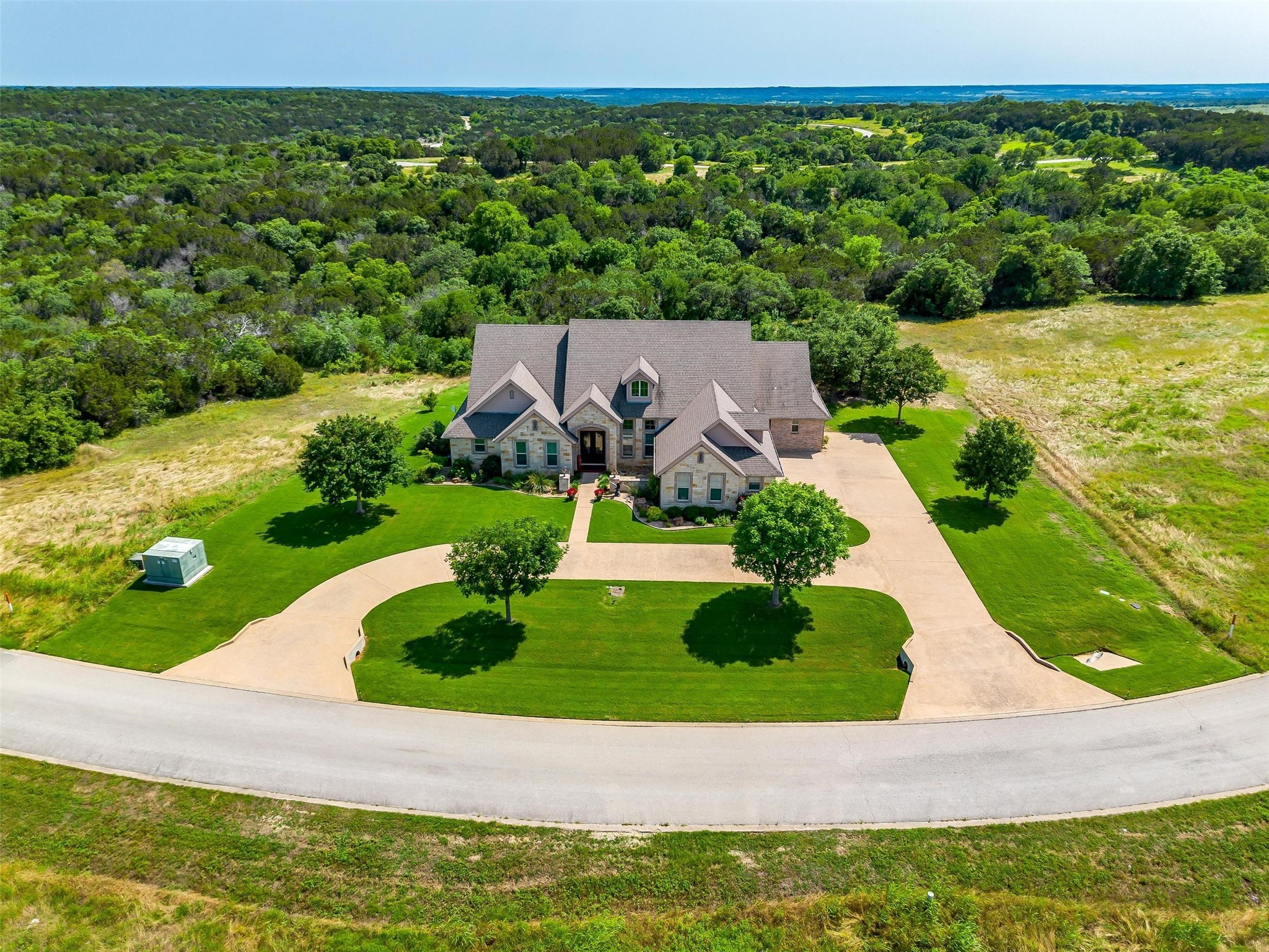 8444 Fullerton Drive Cleburne TX 76033