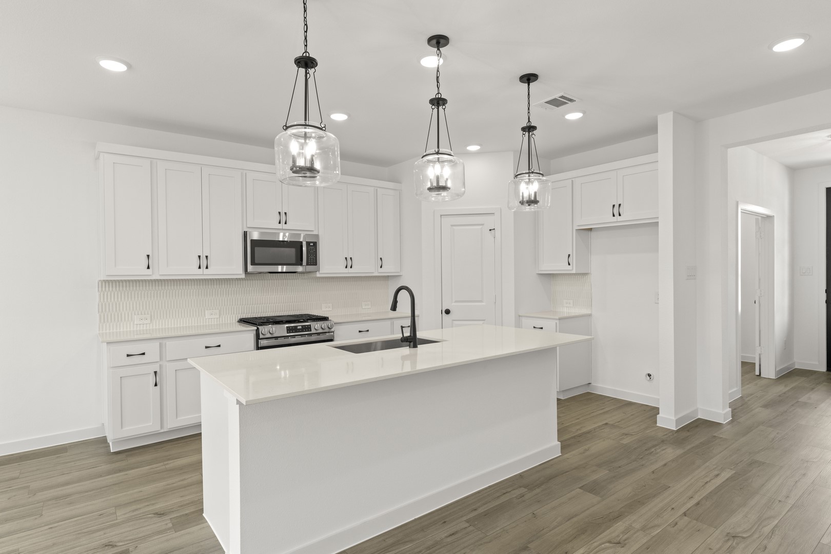 1328 Parkdale Street Forney TX 75126