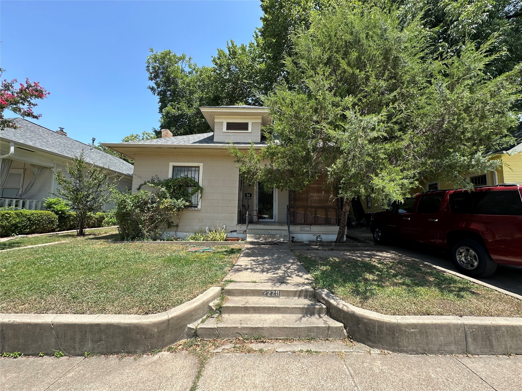 2229 College Avenue Fort Worth TX 76110