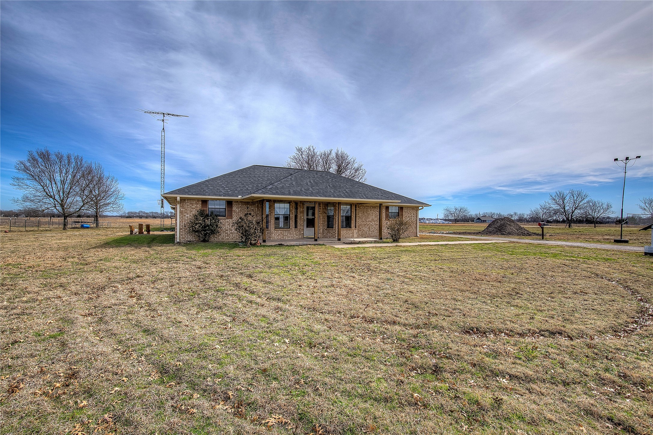 6006 County Road 4604 Commerce TX 75428
