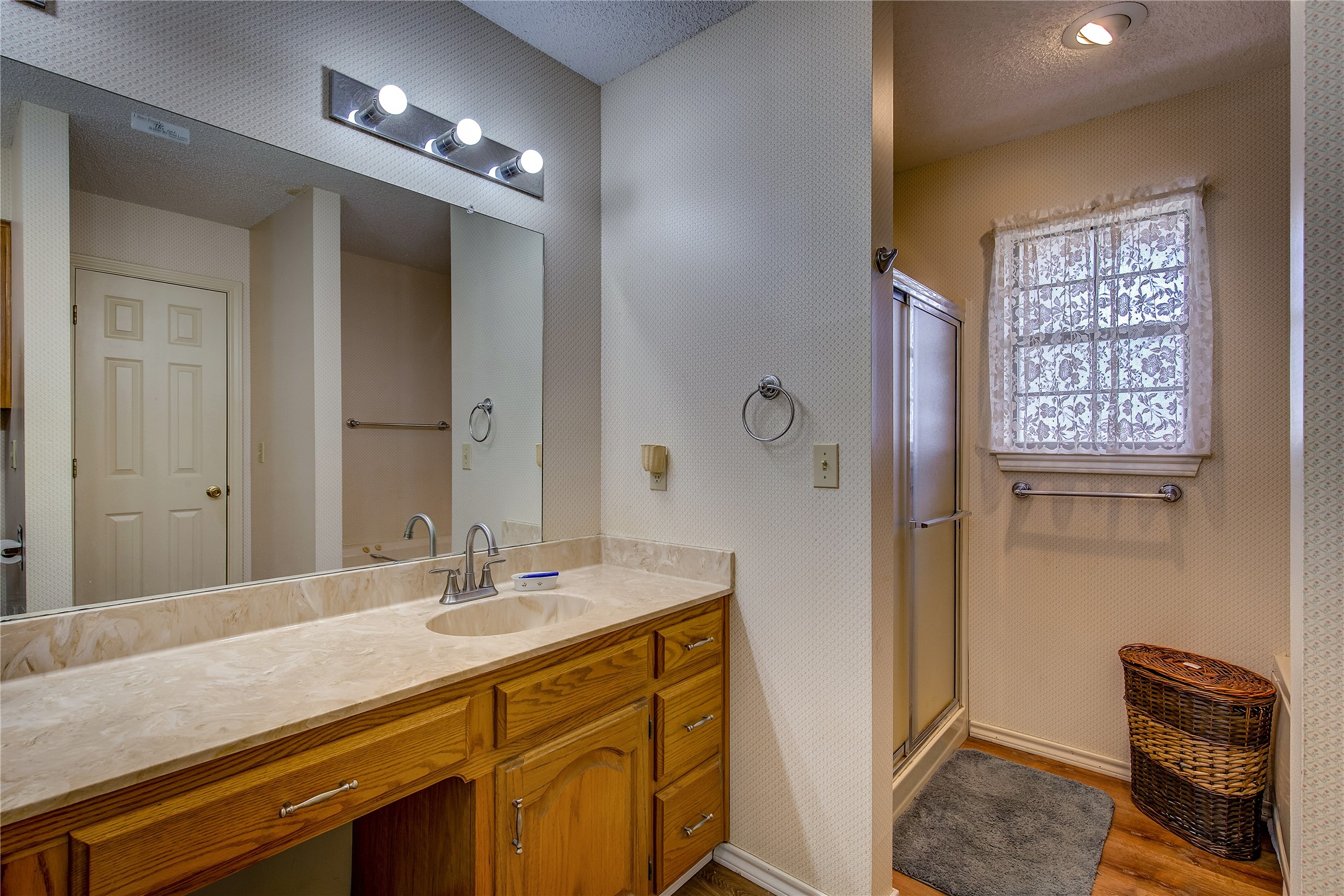 6006 County Road 4604 Commerce TX 75428