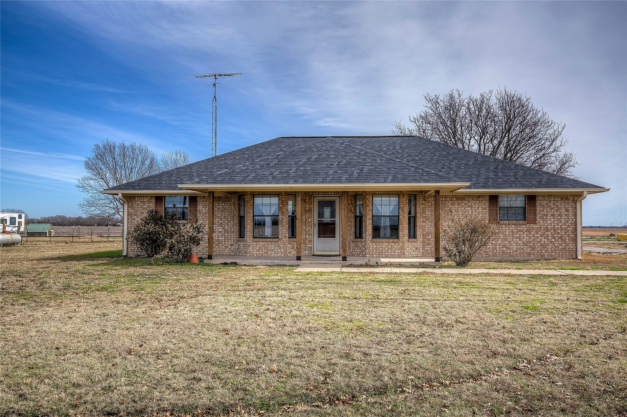 6006 County Road 4604 Commerce TX 75428