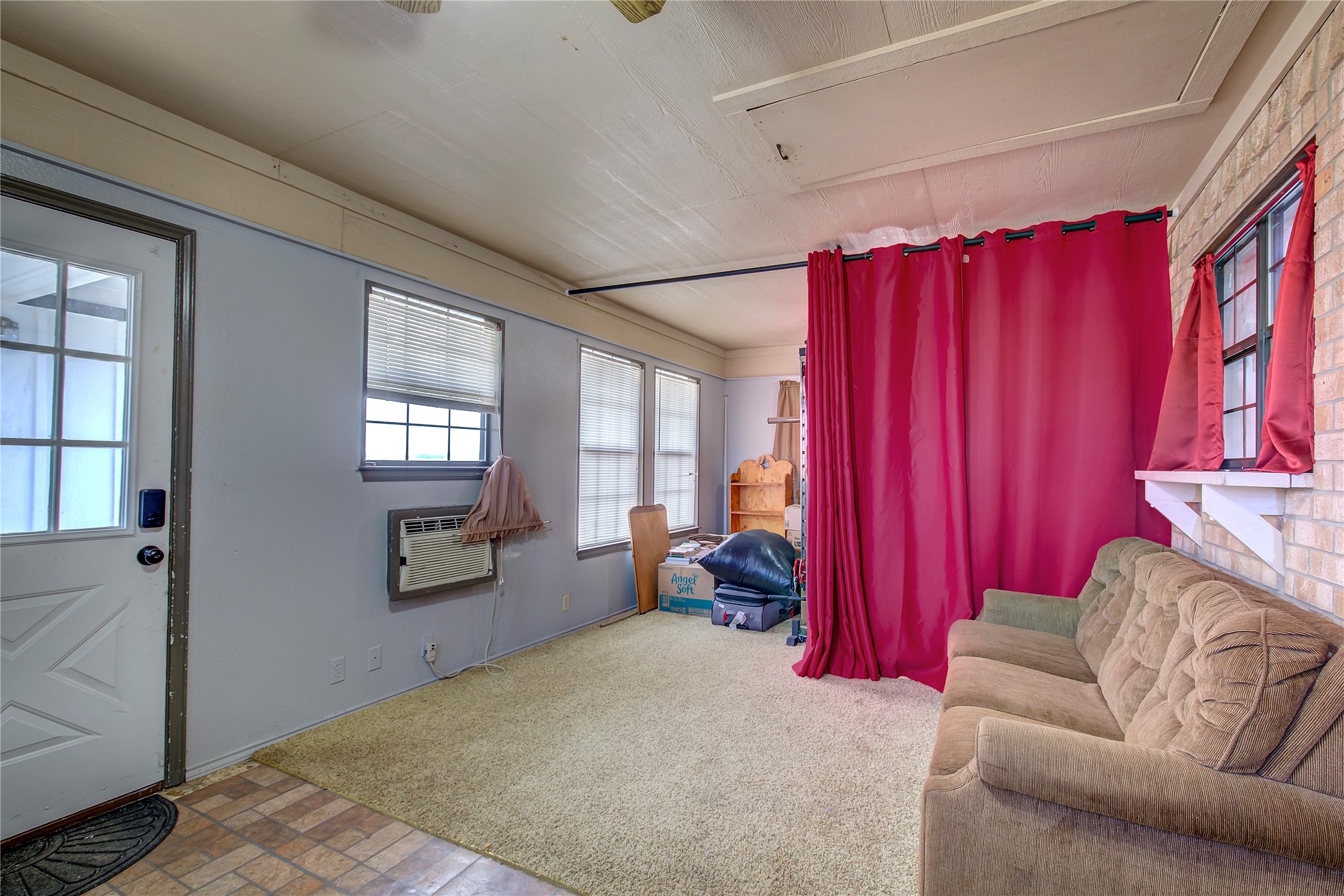 6006 County Road 4604 Commerce TX 75428