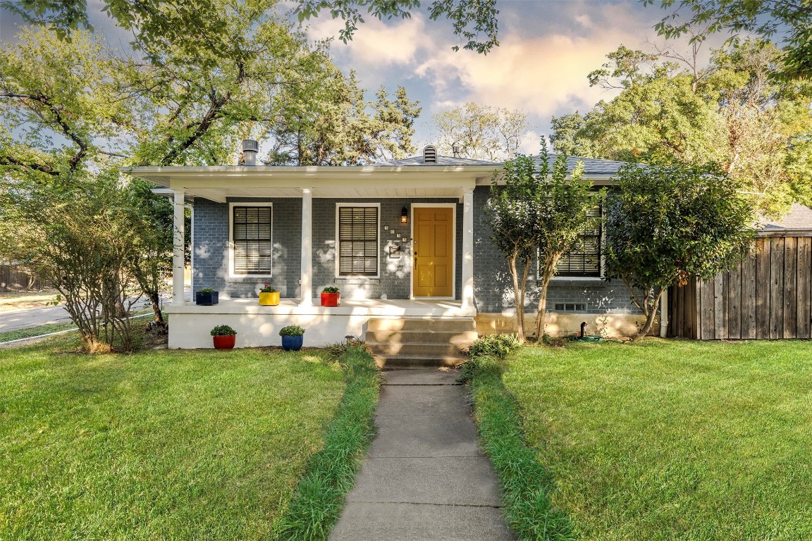 3033 6th Avenue Fort Worth TX 76110