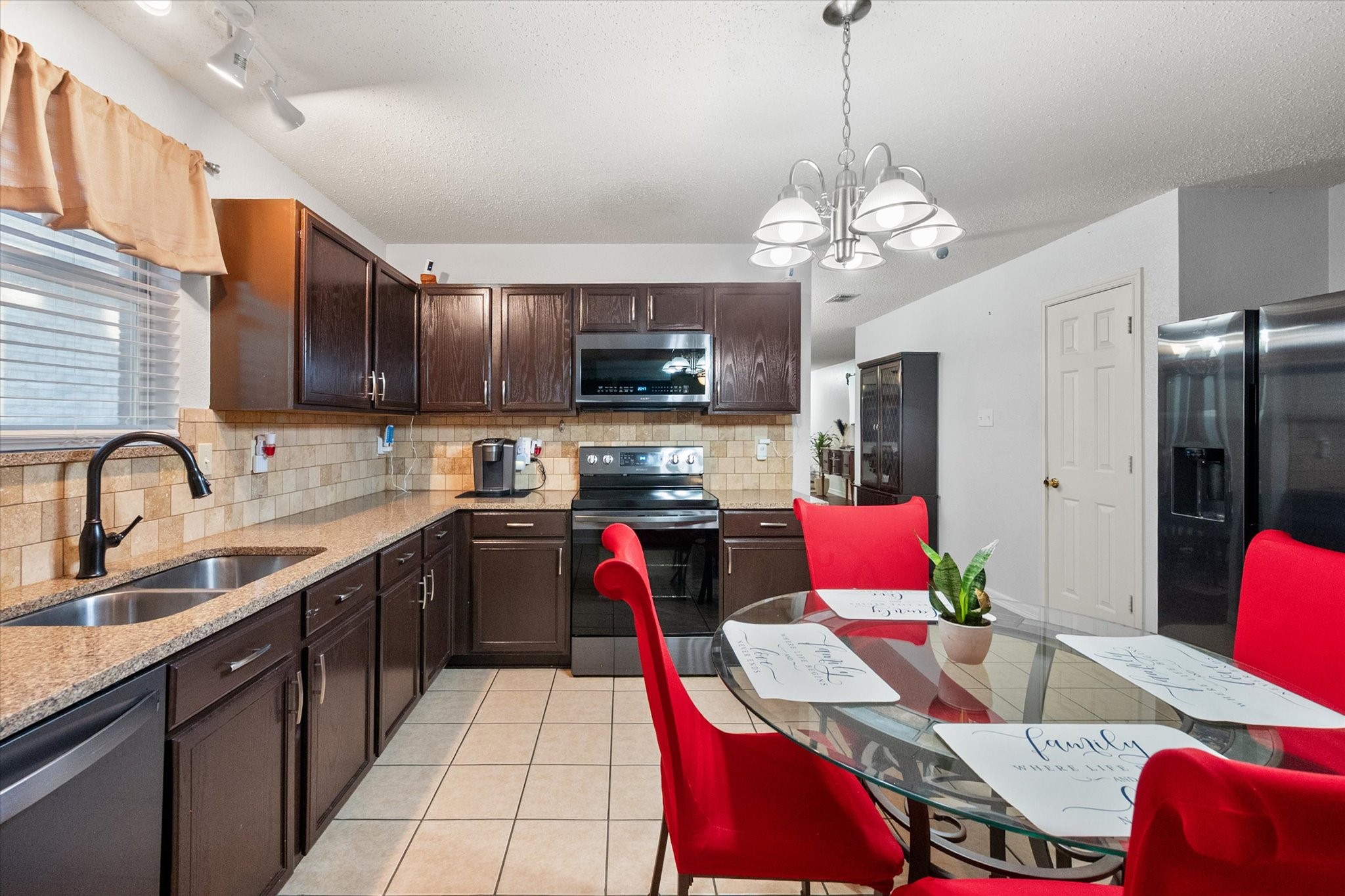 608 Flooded Gum Street Arlington TX 76002