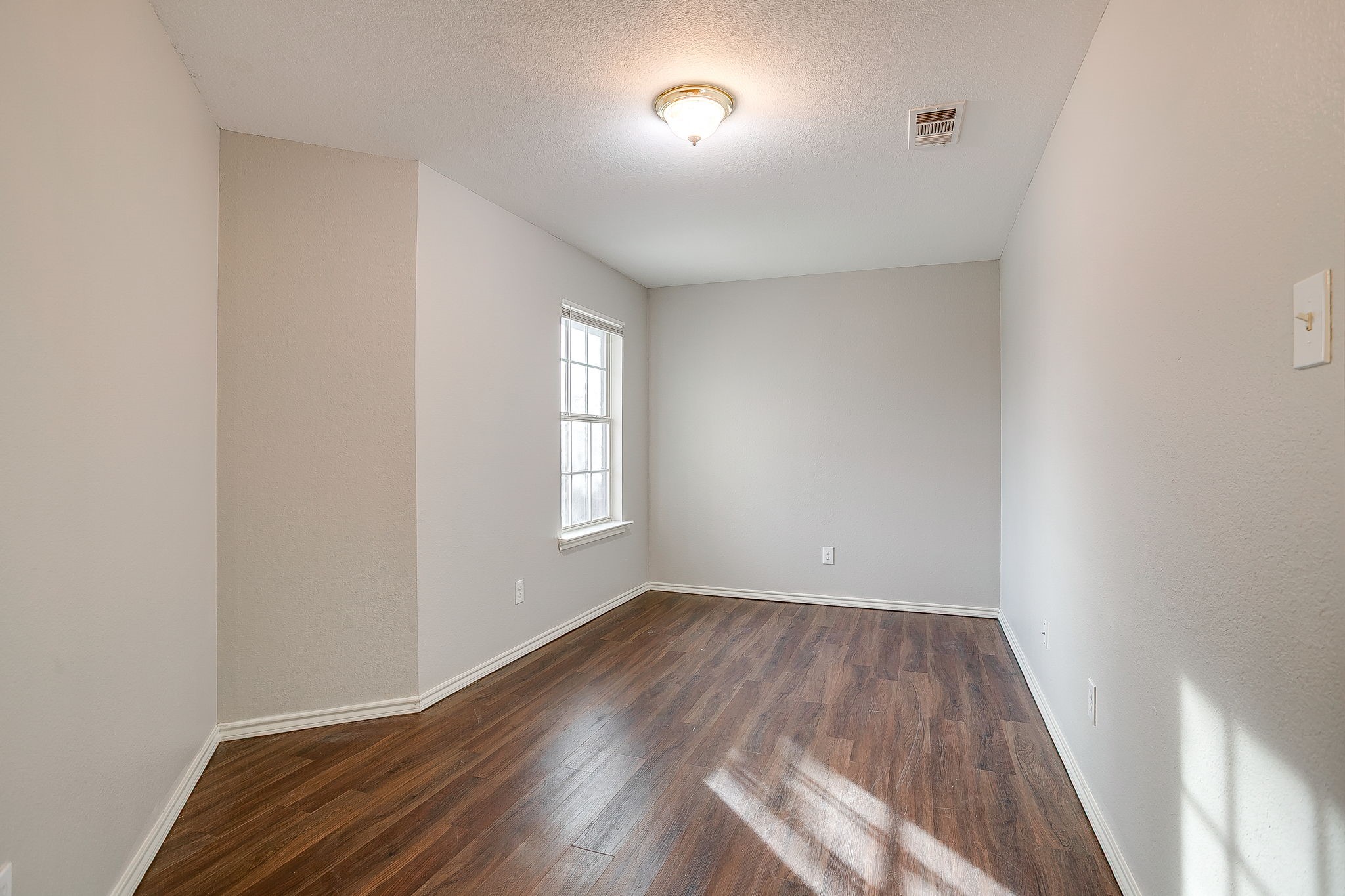 4901 Sailwind Drive Fort Worth TX 76135