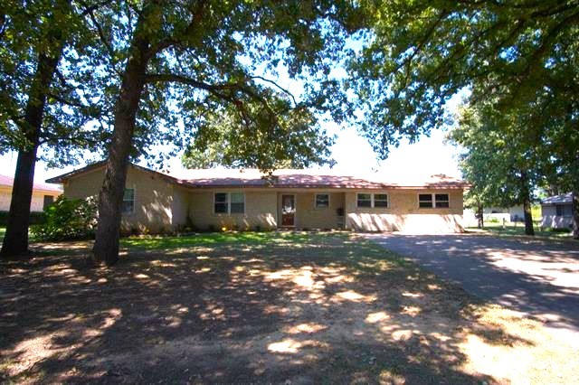 150 46th Street SW Paris TX 75460