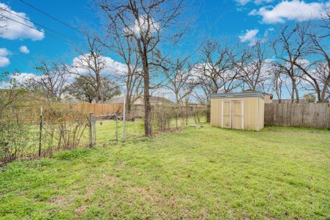 220 N Commerce Street Burleson TX 76028