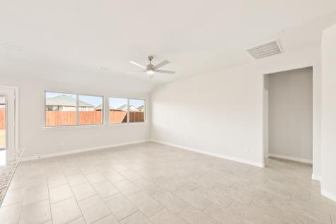 925 Kingbird Lane Alvarado TX 76009
