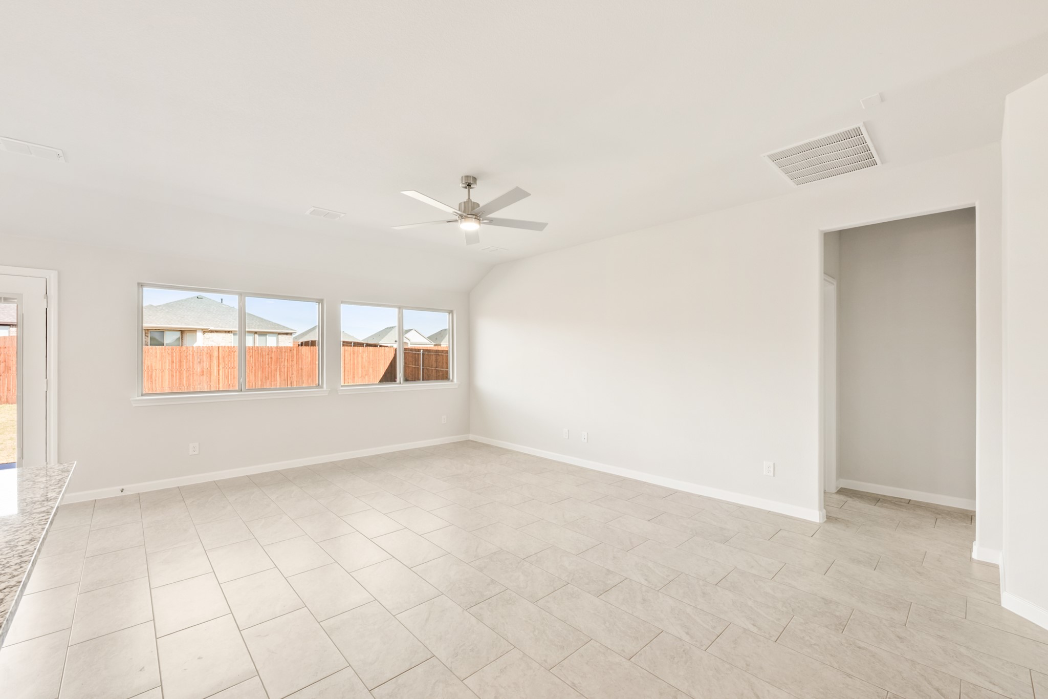 925 Kingbird Lane Alvarado TX 76009
