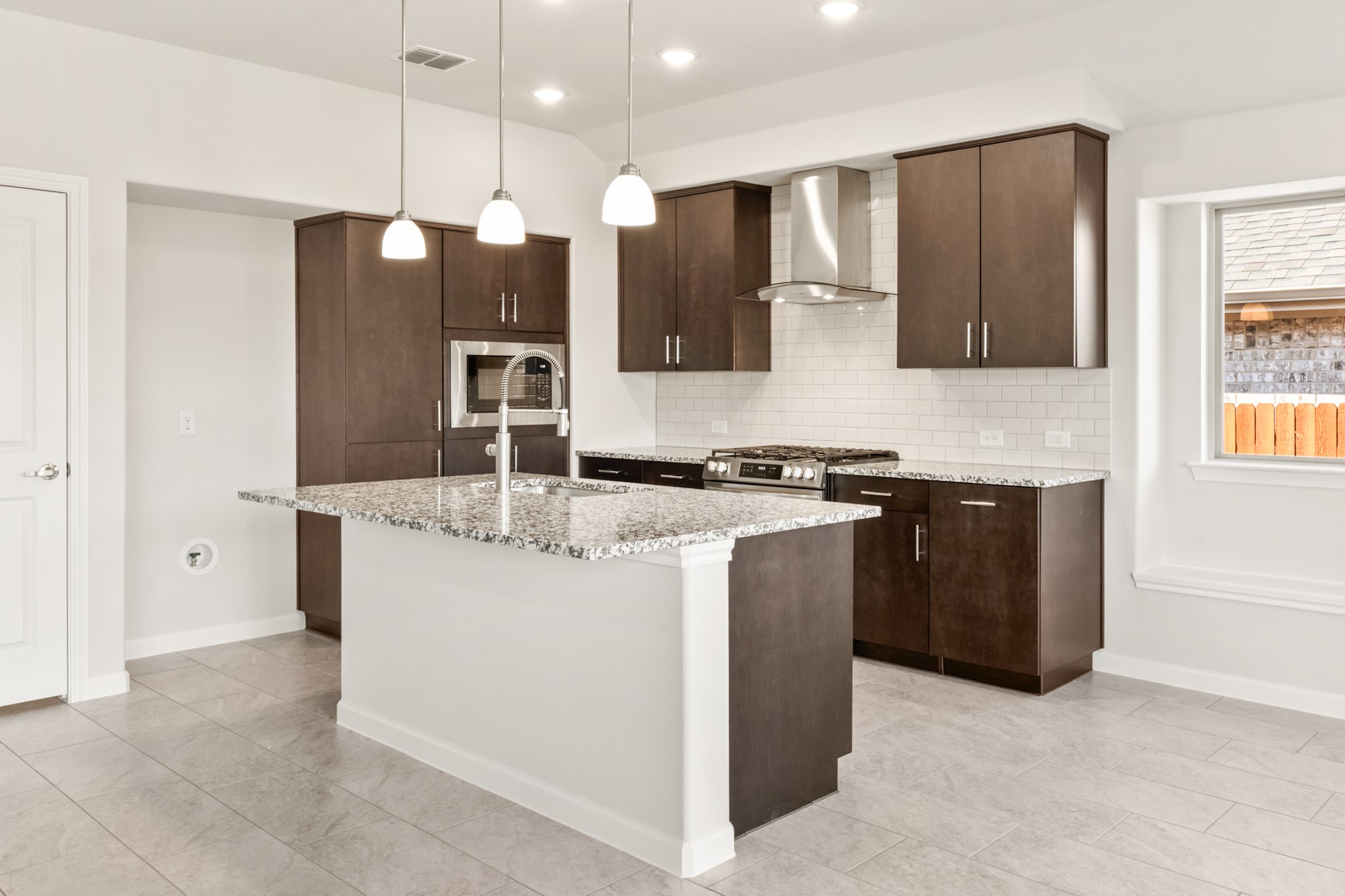 925 Kingbird Lane Alvarado TX 76009