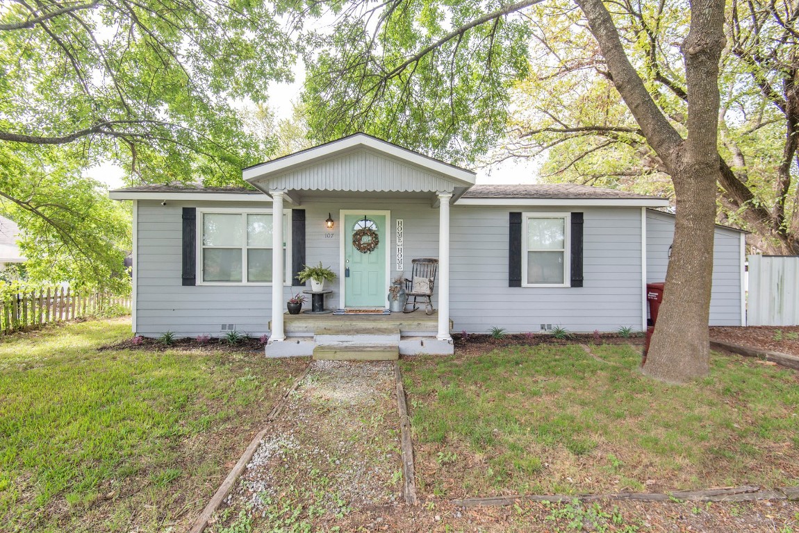 107 E Travis Street Leonard TX 75452