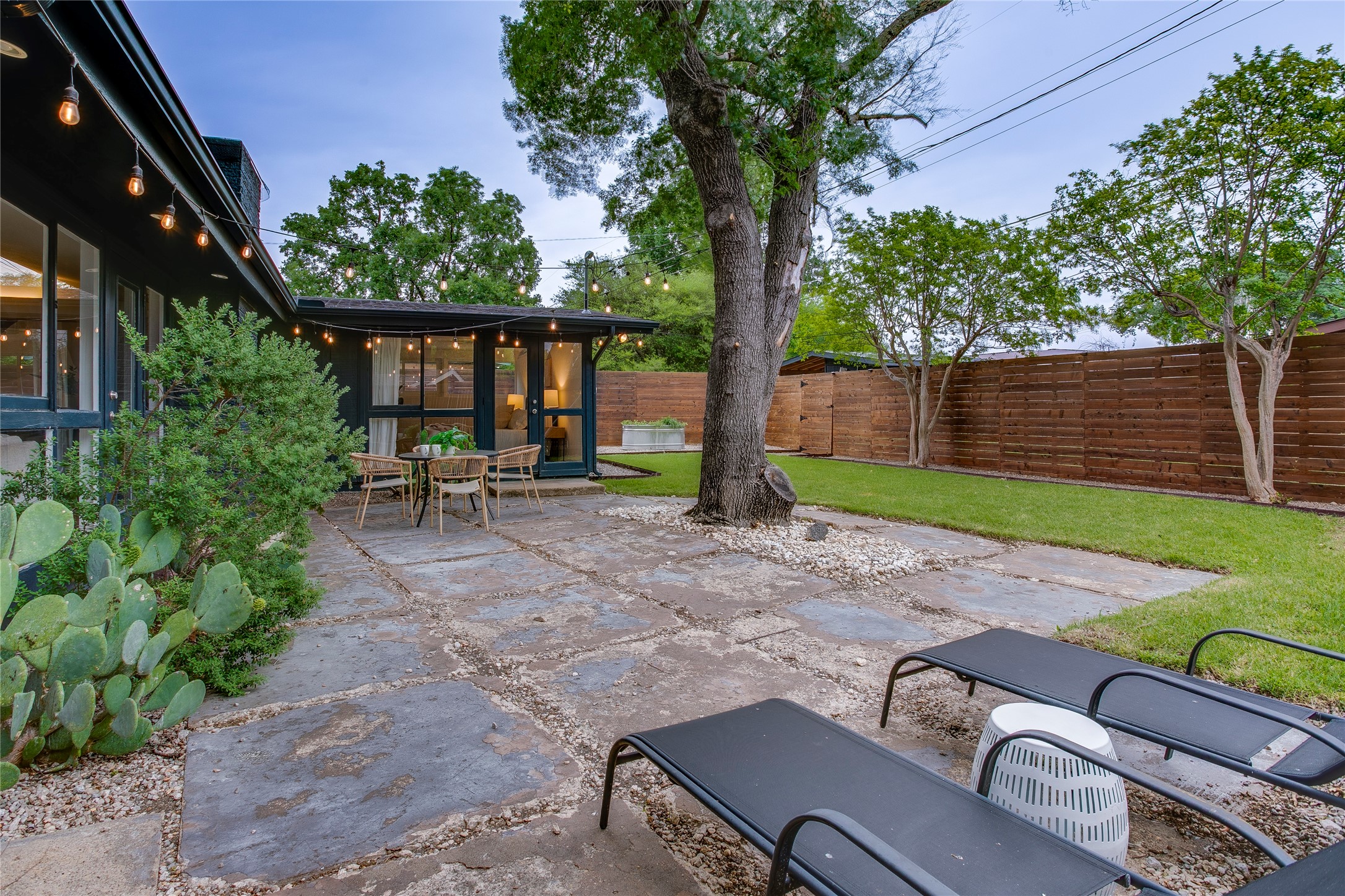 2604 Andrea Lane Dallas TX 75228