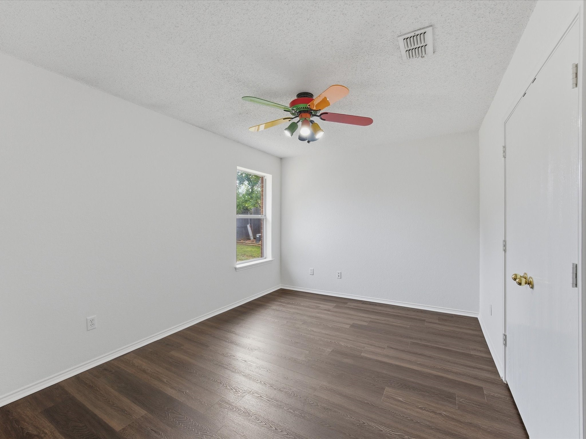 1123 Greenview Lane Kennedale TX 76060