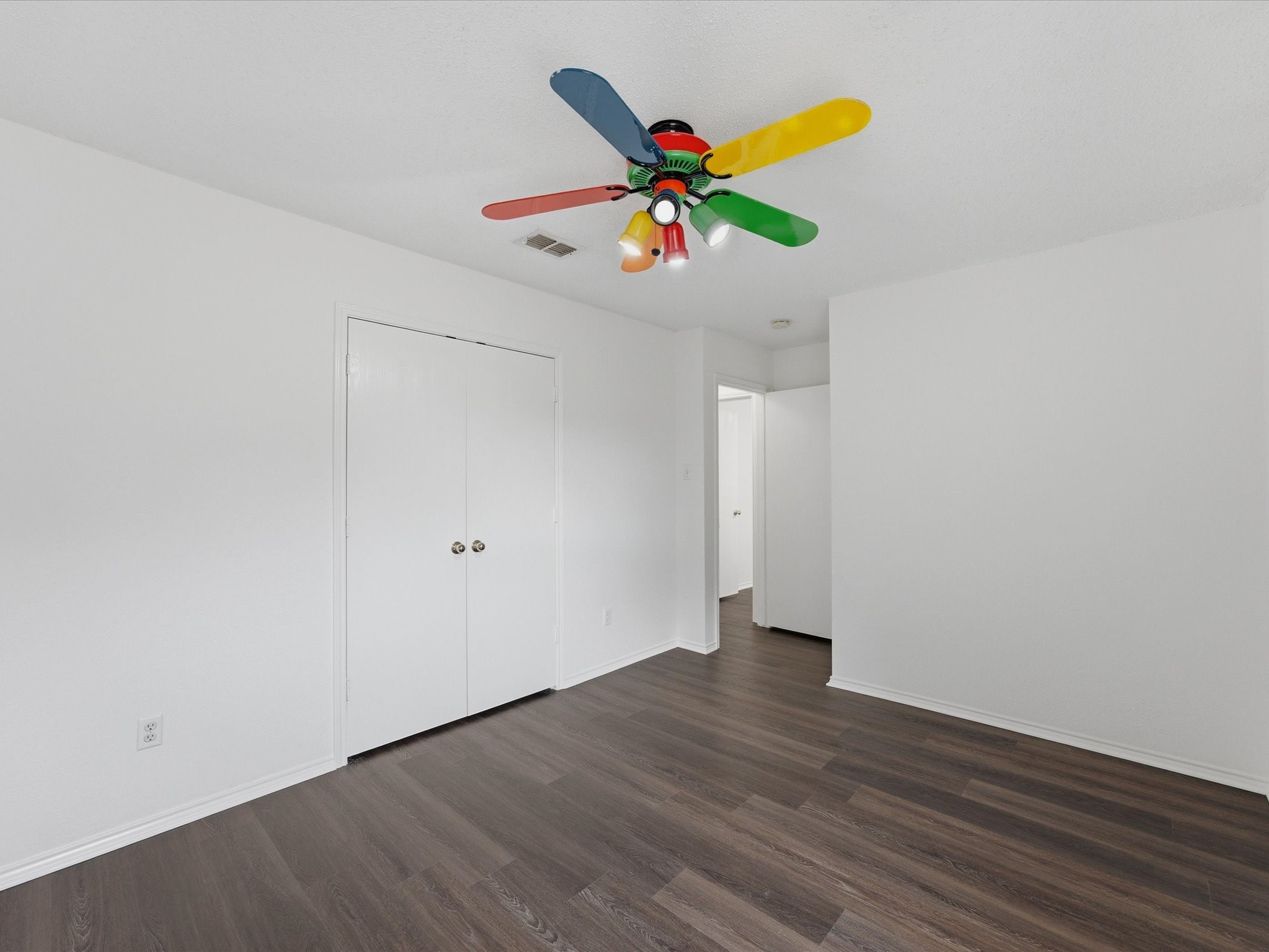 1123 Greenview Lane Kennedale TX 76060