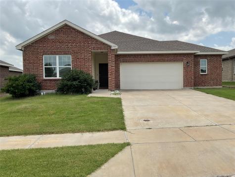 304 Gypsum Lane Glenn Heights TX 75154