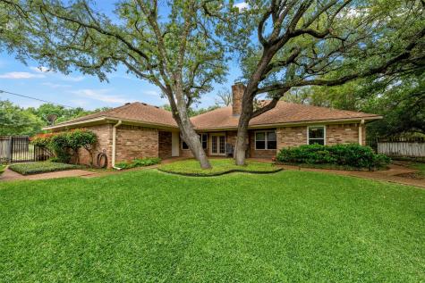 9920 Sandalwood Drive Woodway TX 76712