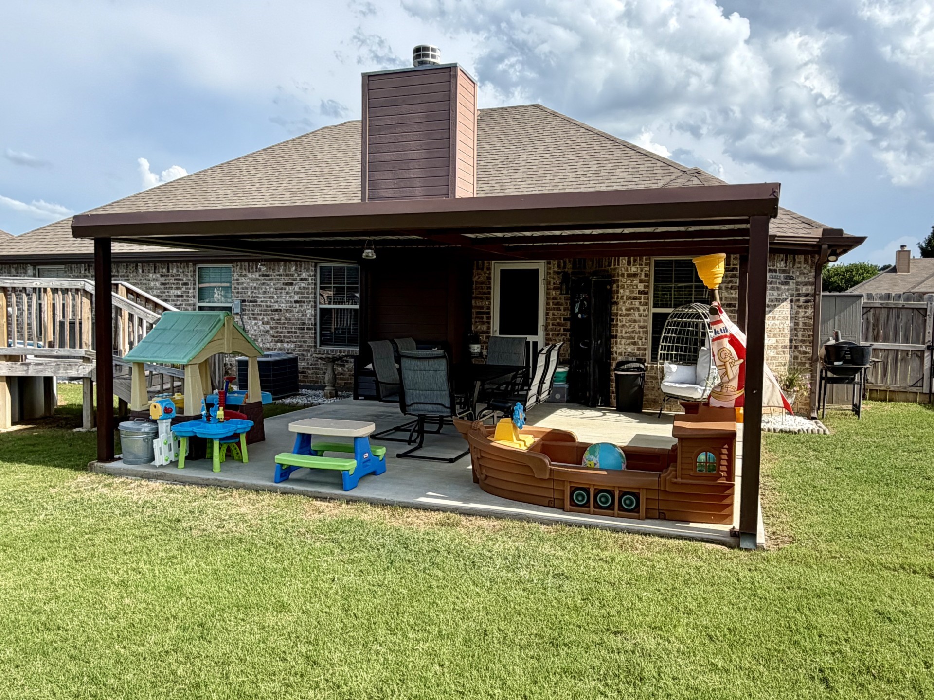 2105 Stonegate Boulevard Bridgeport TX 76426