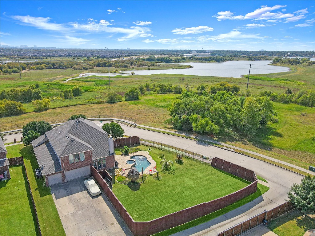 894 Saddlebrook Drive Frisco TX 75036