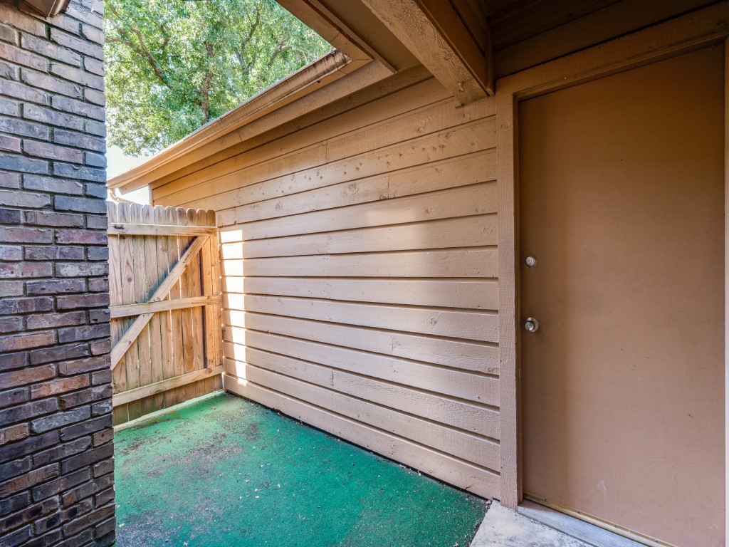 1415 Palmnold Circle E Fort Worth TX 76120