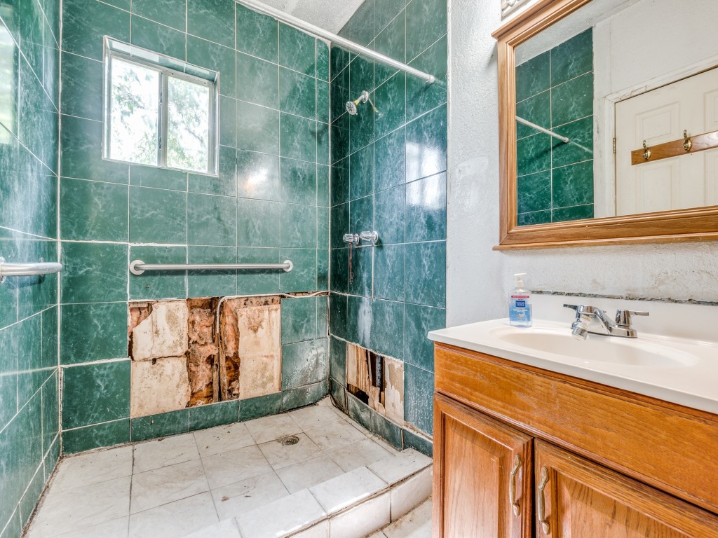 4942 Terry Street Dallas TX 75223