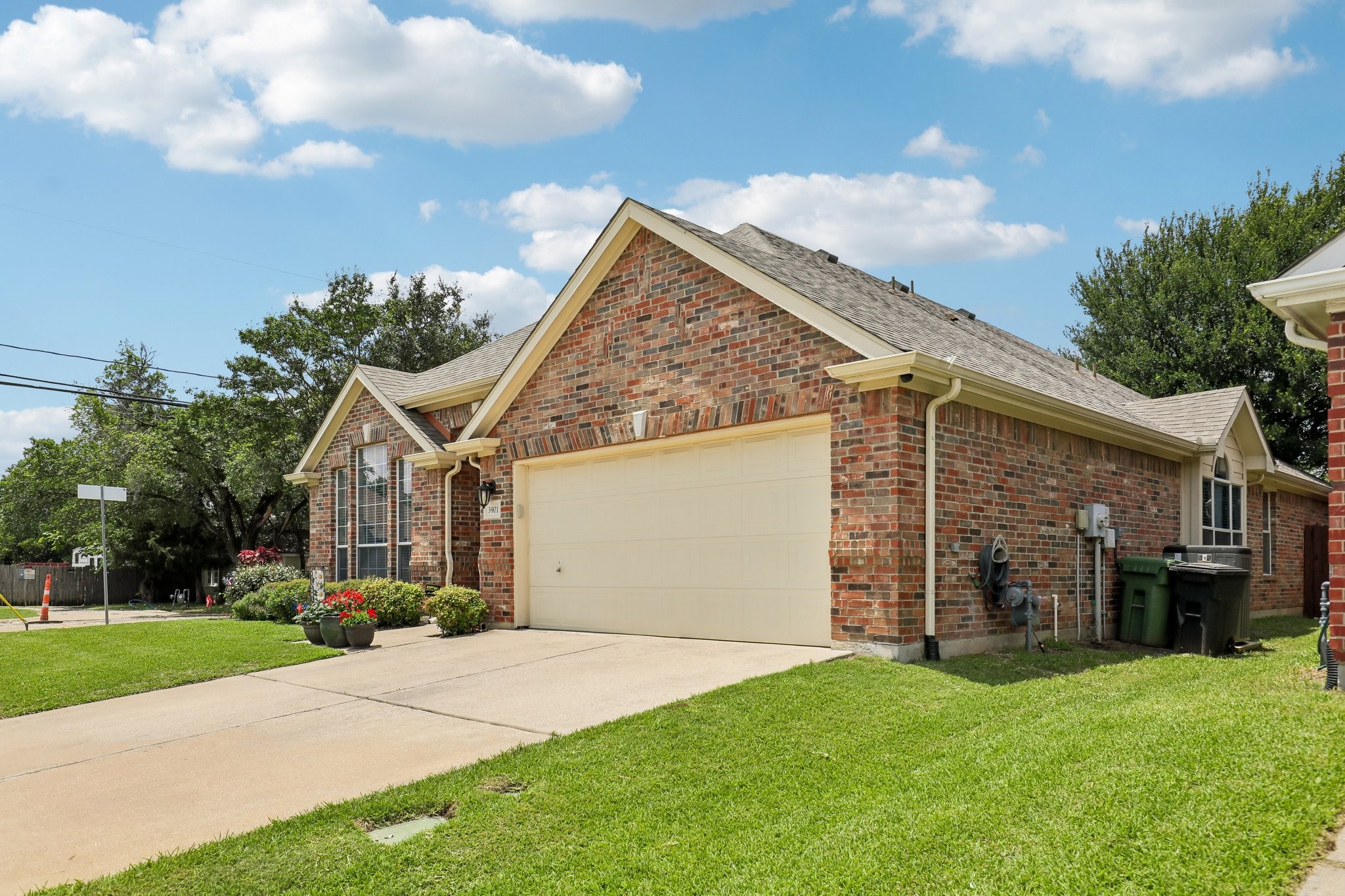 3901 Glenwyck Drive North Richland Hills TX 76180