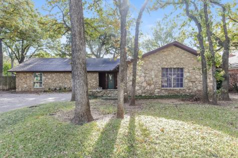 1813 Holm Oak Street Arlington TX 76012