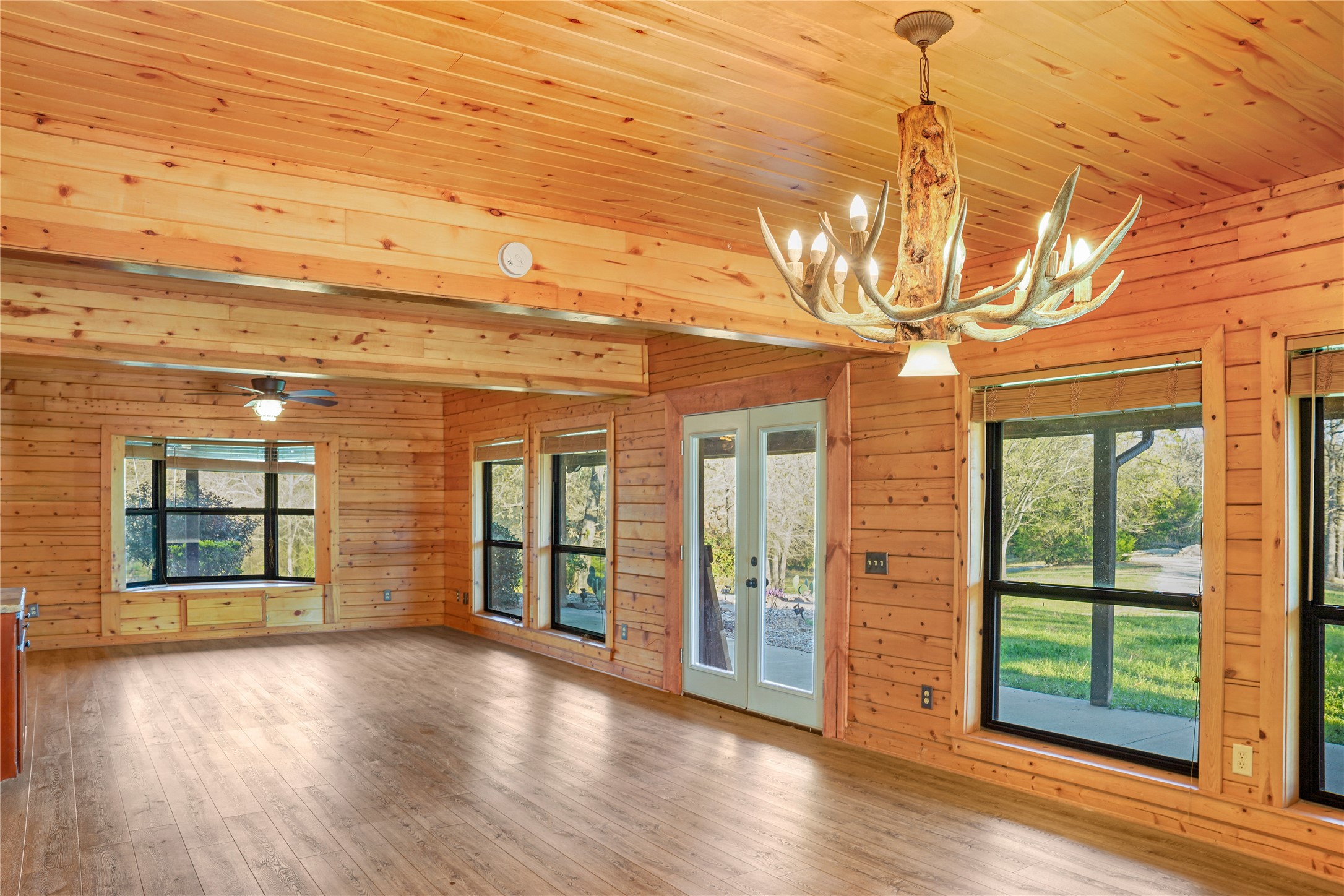 1751 Vz County Road 1925 Edgewood TX 75117