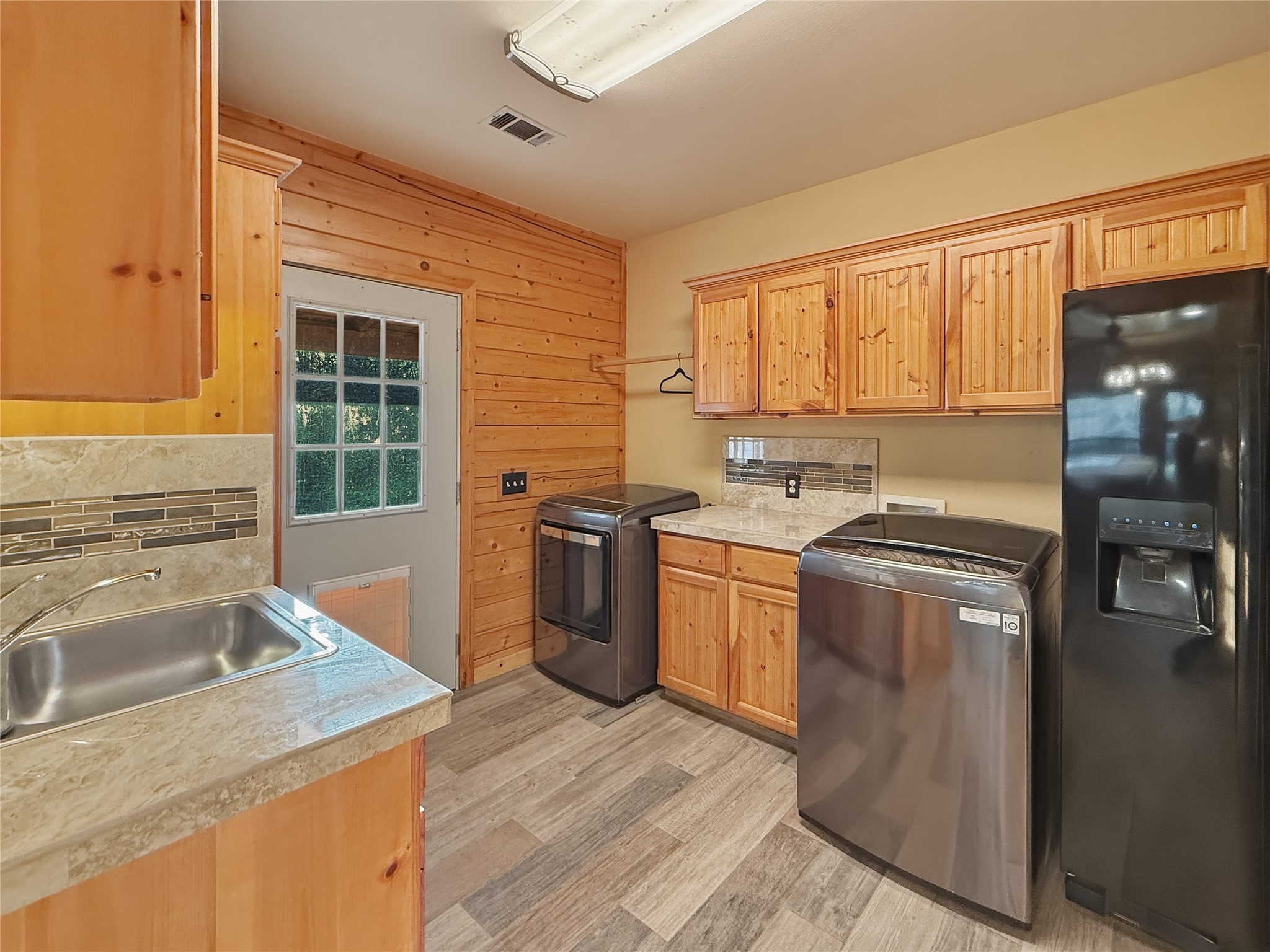 1751 Vz County Road 1925 Edgewood TX 75117