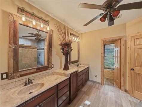 1751 Vz County Road 1925 Edgewood TX 75117