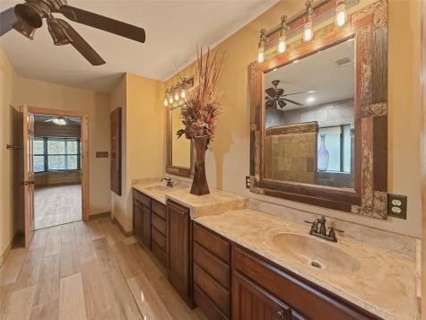 1751 Vz County Road 1925 Edgewood TX 75117