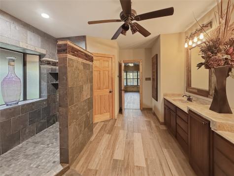 1751 Vz County Road 1925 Edgewood TX 75117