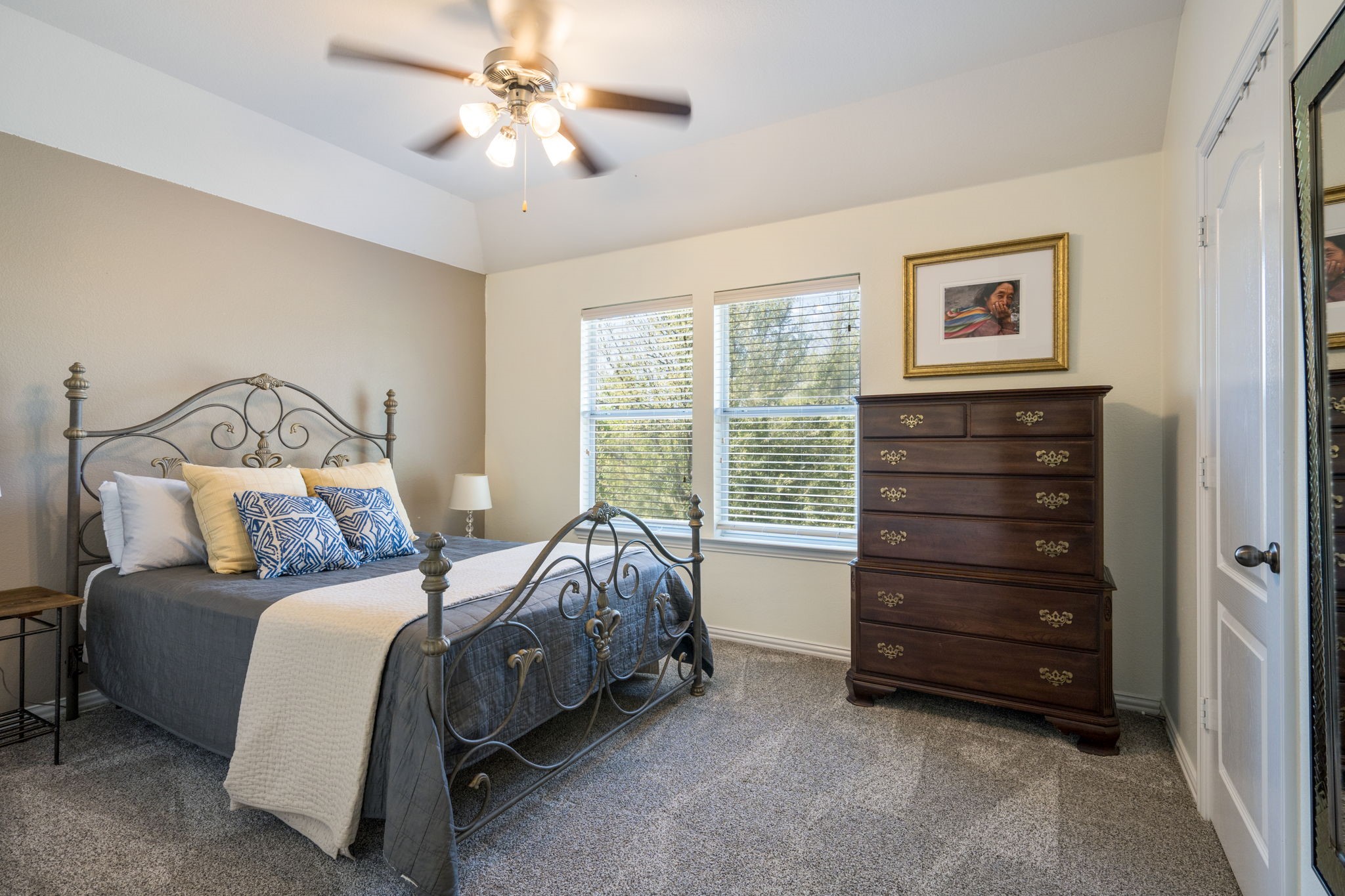1301 Meadows Avenue Lantana TX 76226