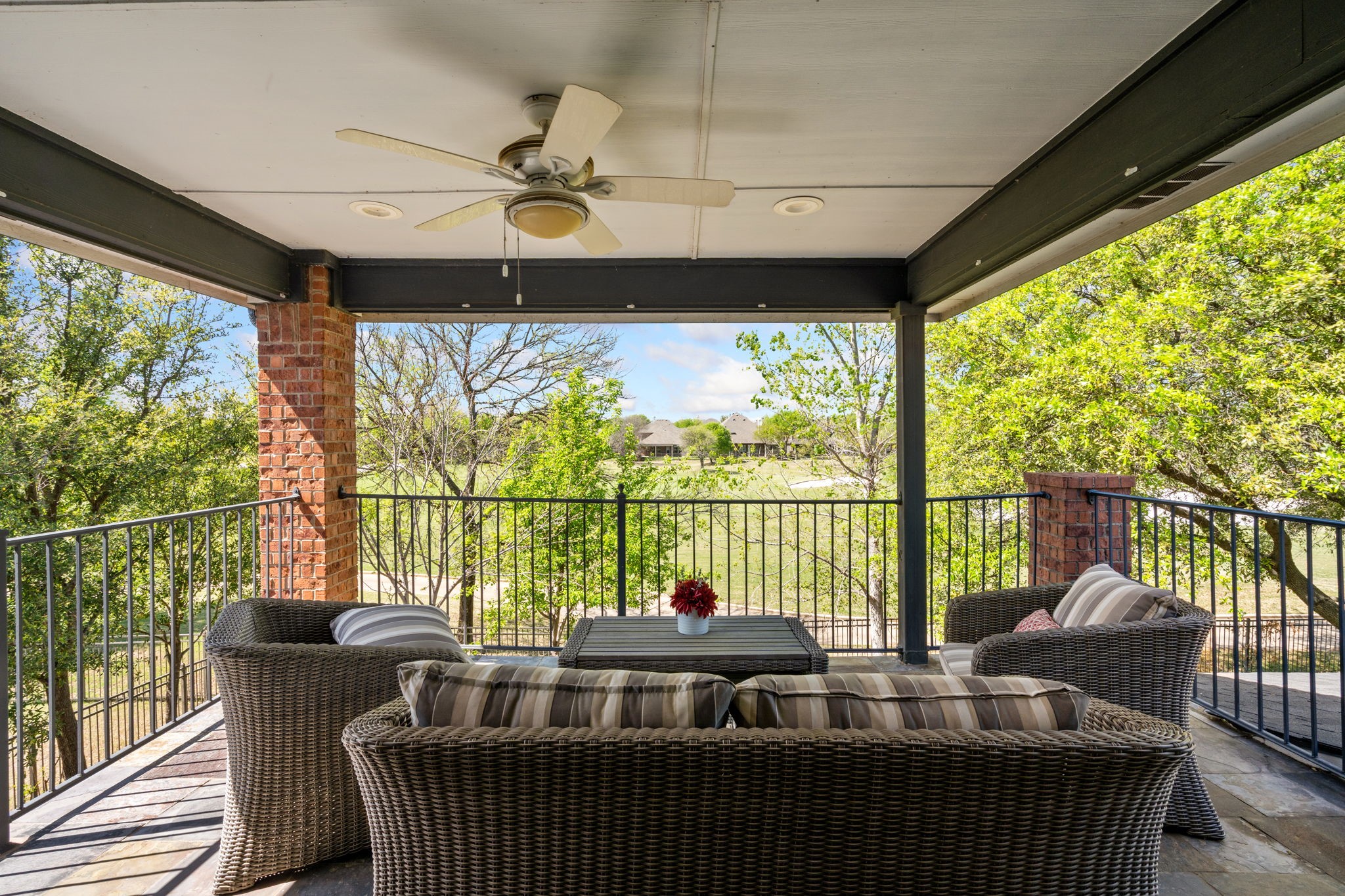1301 Meadows Avenue Lantana TX 76226
