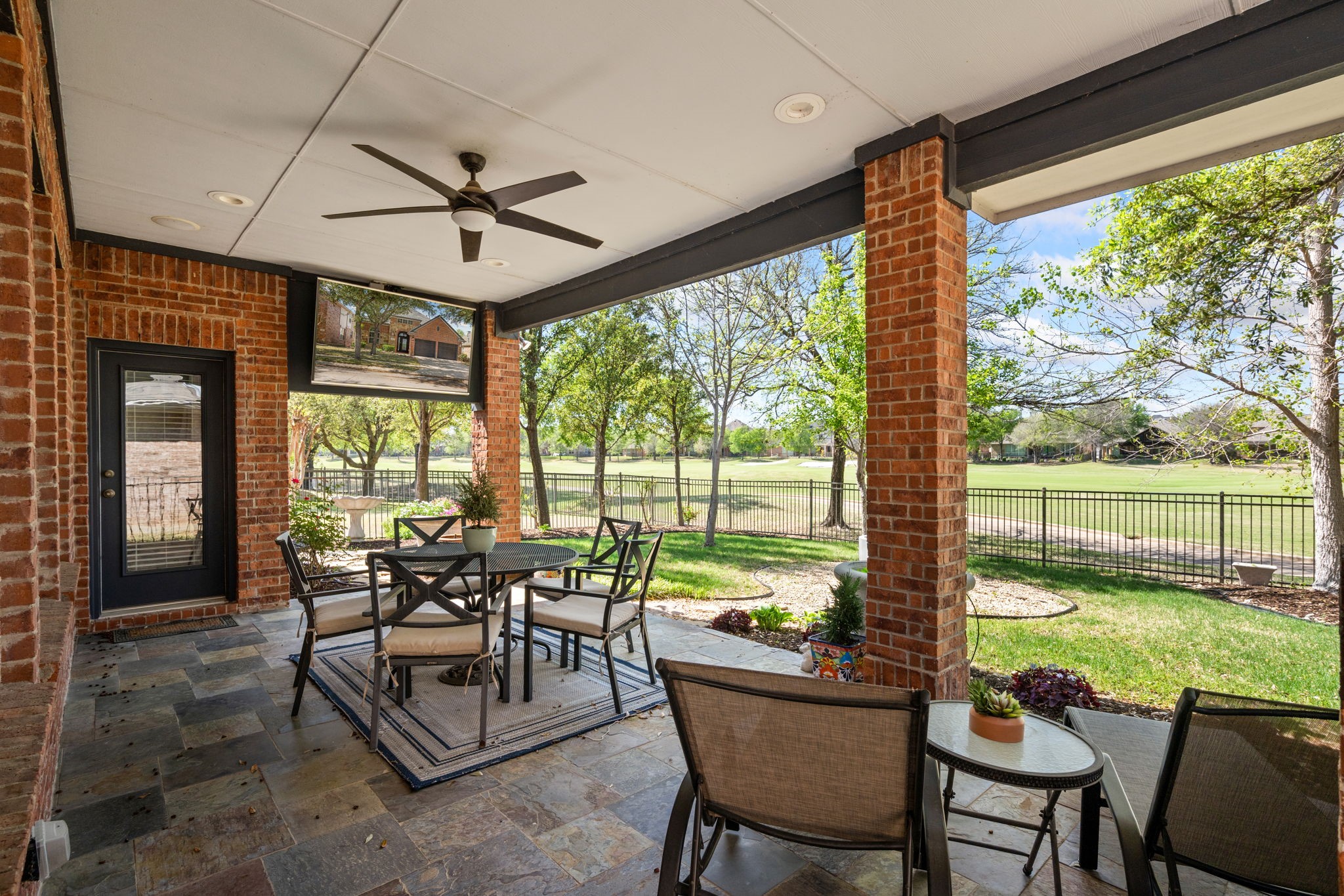1301 Meadows Avenue Lantana TX 76226