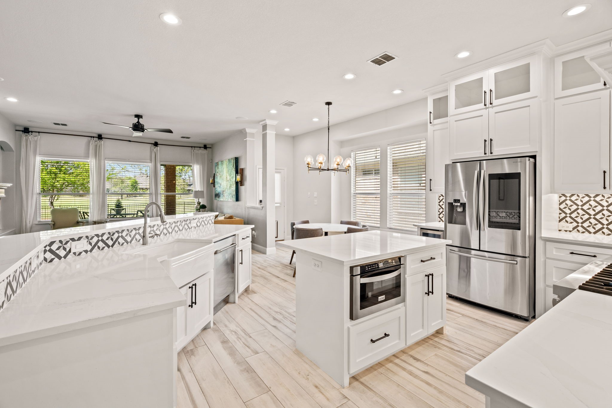 1301 Meadows Avenue Lantana TX 76226